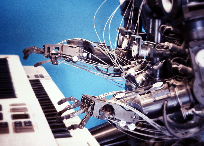 Robot pianiste.